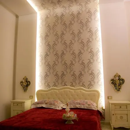 Gold94 לינה וארוחת בוקר נאפולי