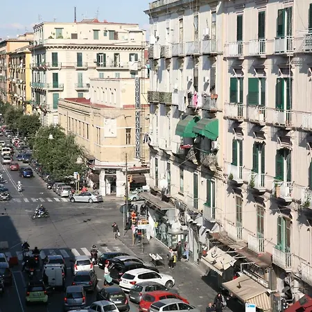 לינה וארוחת בוקר Gold94 4*