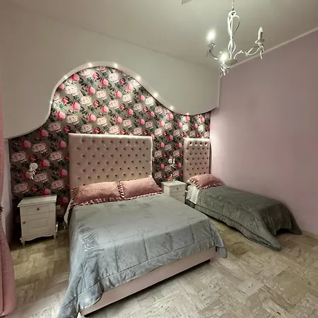 Gold94 לינה וארוחת בוקר נאפולי