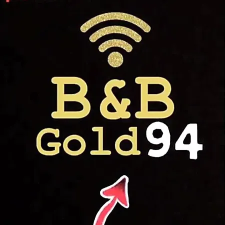 Gold94 לינה וארוחת בוקר 4*