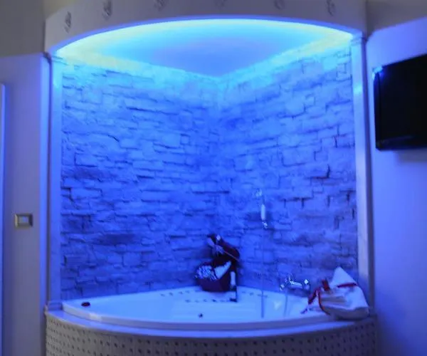 Gold94 Couette-café Naples